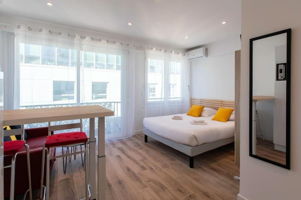 Apartment Riviera - Balcon Lenval Sea View With Ac Promenade Des